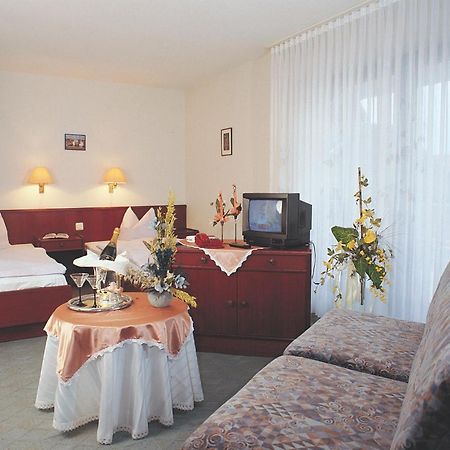 Hotel Zur Schmiede Alsfeld Luaran gambar